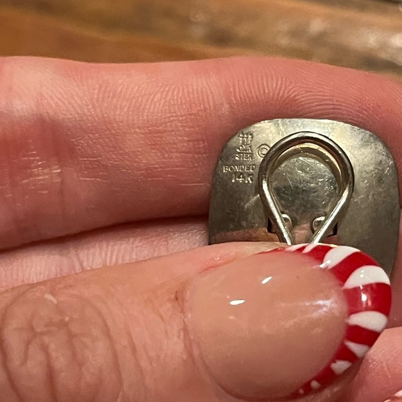 AMAZING! 14k and sterling james avery modern square earrings with clip on back - Picture 6 of 9